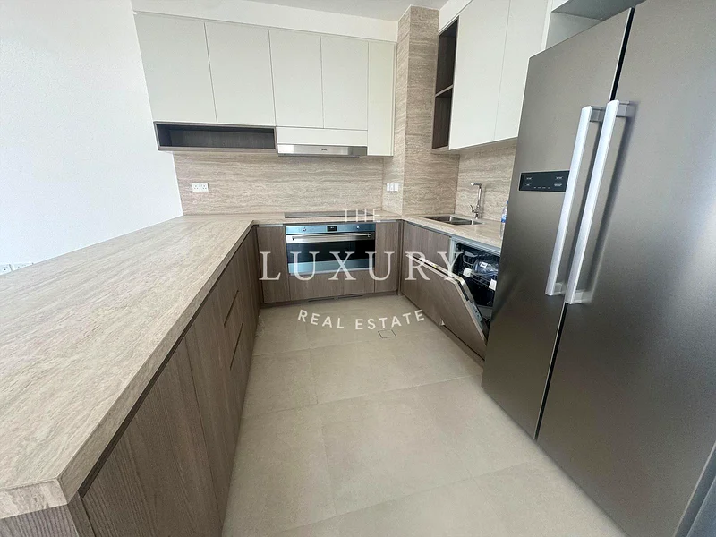 Corner Unit | Single Row | Near Amenities63807551412483113