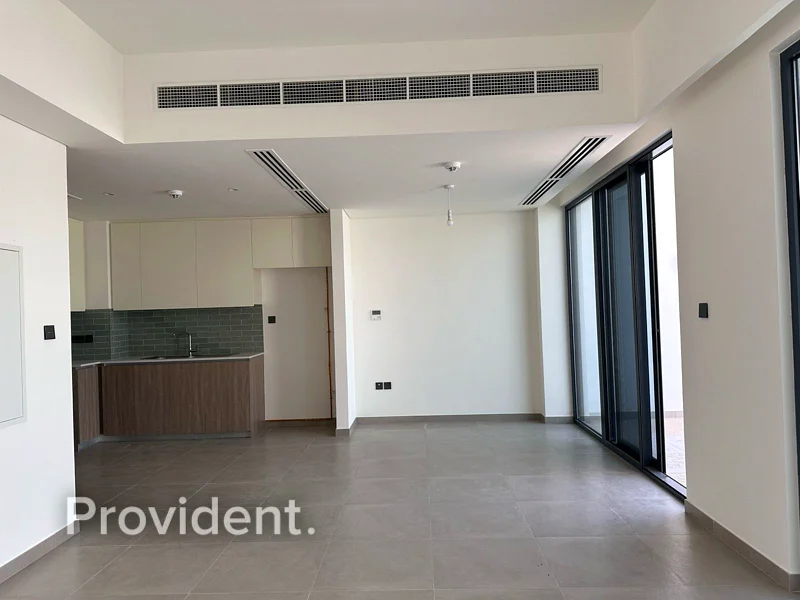 Brand New | Vacant | Single Row63732115619585111