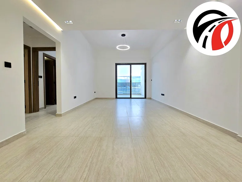 شقة جديدة بالكامل بحجم كبير من غرفة نوم واحدة مع صالة / مع أجهزة مطبخ / أفضل موقع / منطقة هادئة63800291866883110