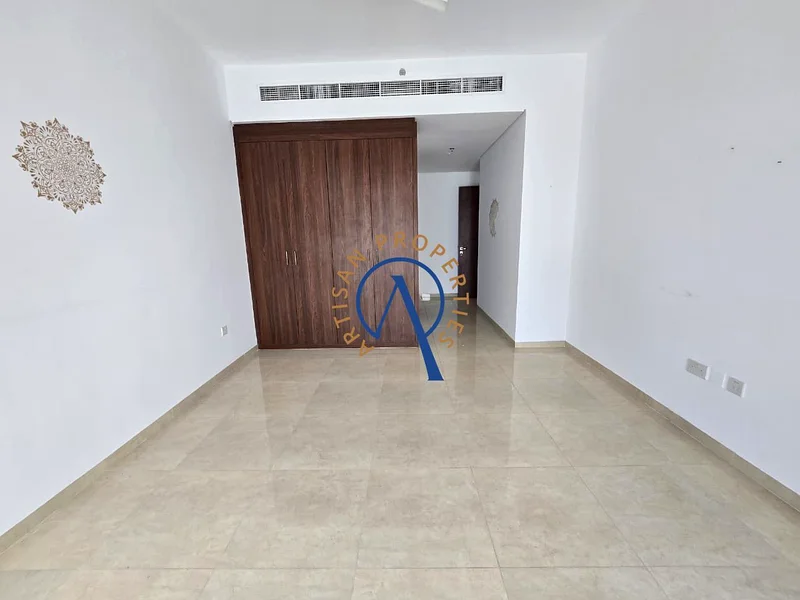 Roomy Apartment | Turnkey Condition | Desirable Location63778556348546114