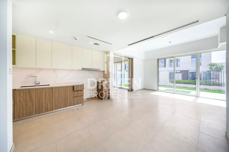 Linear Park | 4 Plex | Elegant Unit | New Handover63732391423619113