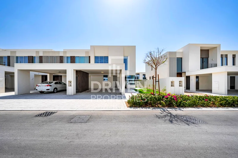 Linear Park | 4 Plex | Elegant Unit | New Handover63732391423619111
