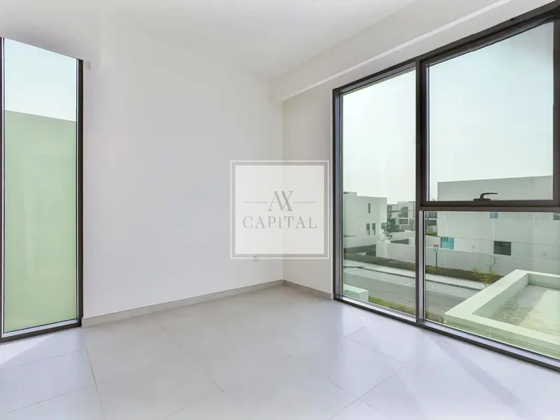 Corner Unit | Prime Location | Close to Club House63733234684419112