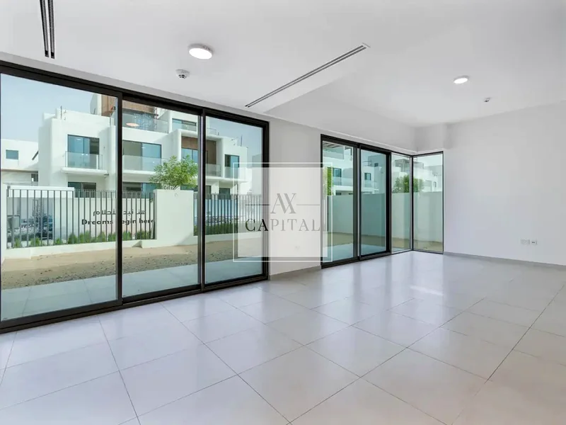 Corner Unit | Prime Location | Close to Club House63733234684419111