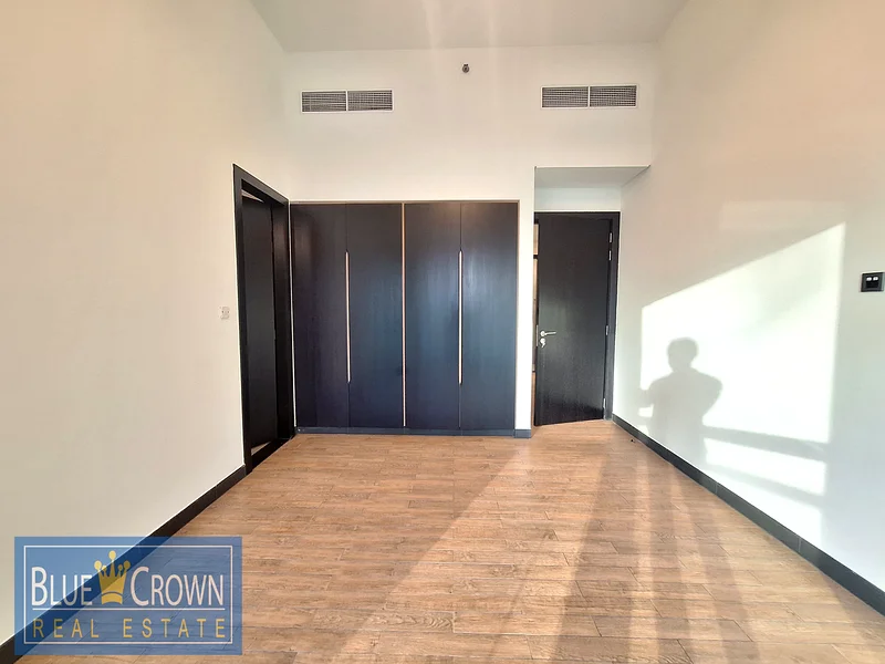 LUXURY FINISHING 1 BR / WOODEN FLOOR / CLOSE TO METRO63767261095682114