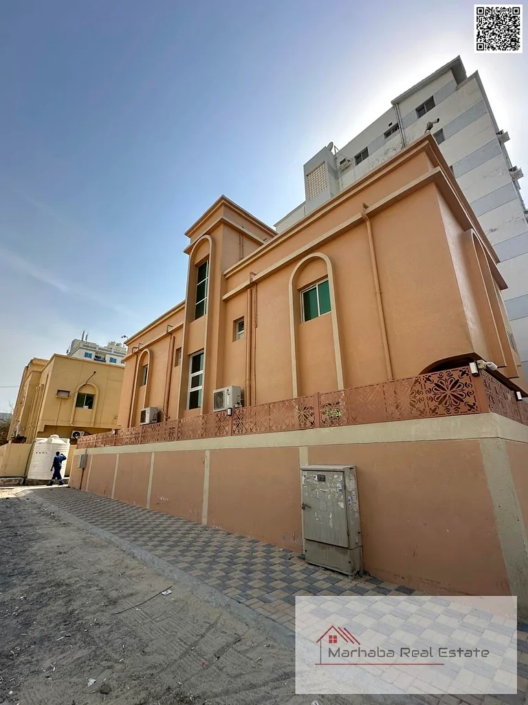 🏢 مبنى سكني كامل | 4 شقق بغرفة نوم واحدة | 2000 قدم مربع | دخل سنوي 120,000 درهم | السعر 1.4 مليون درهم63865571464193110