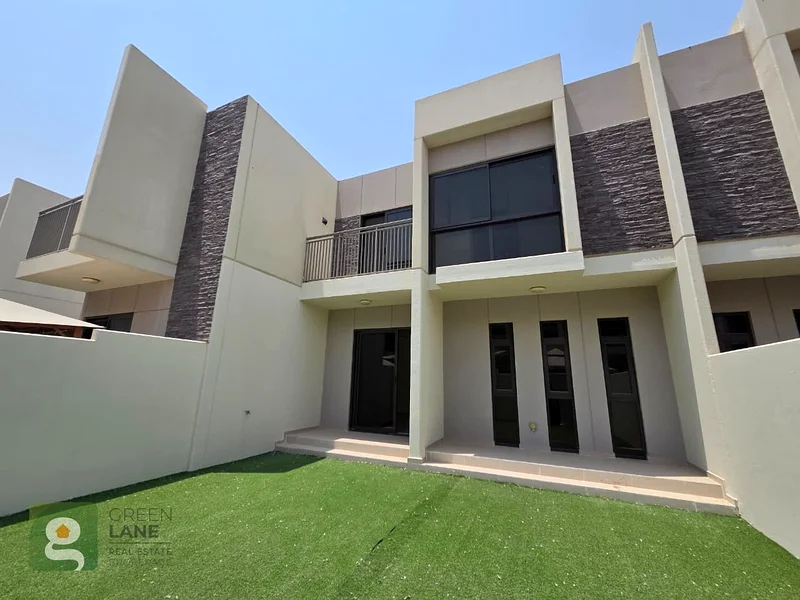 3+خادمة | R2-M | تخطيط واسع63740770297217111