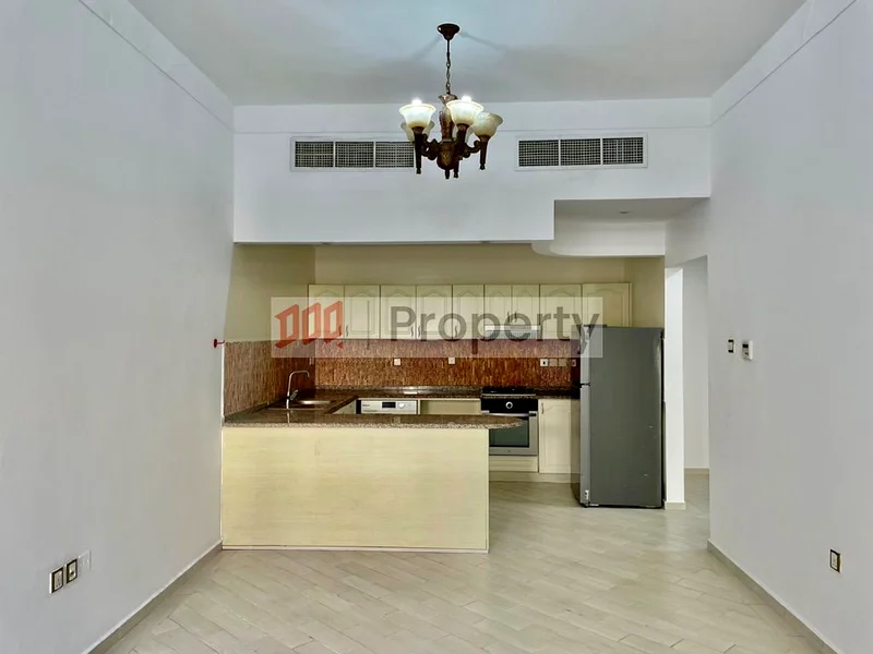 WELL-MAINTAINED | PRIME LOCATION | SPACIOUS63744067430529110