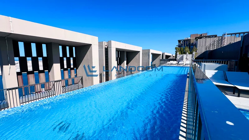 || LUXURY LIVING || إطلالة بانورامية على البحر || قريب من المترو ||63738015201794111