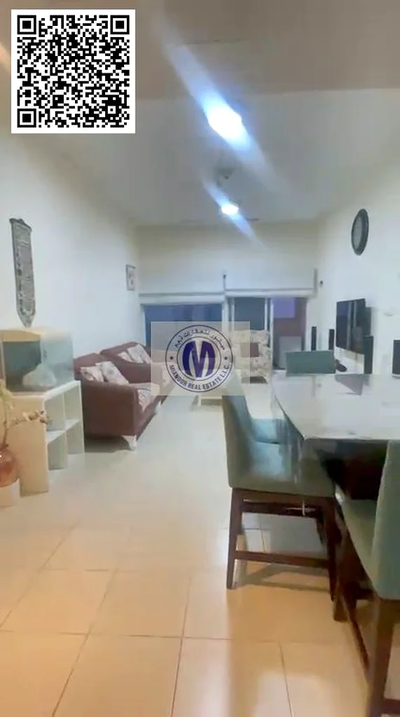 شقة مفروشة مكونة من غرفتين نوم متاحة للإيجار في برج عجمان وان مع موقف سيارات.63708147460353110