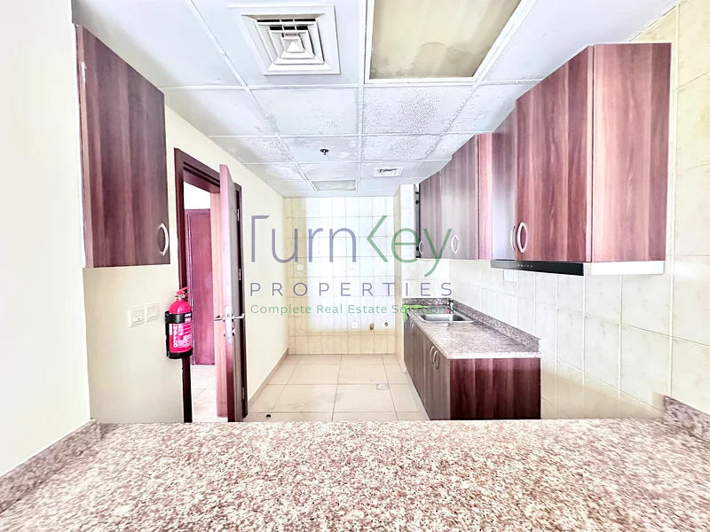 Spacious layout | semi closed kitchen | open view63734637116803114