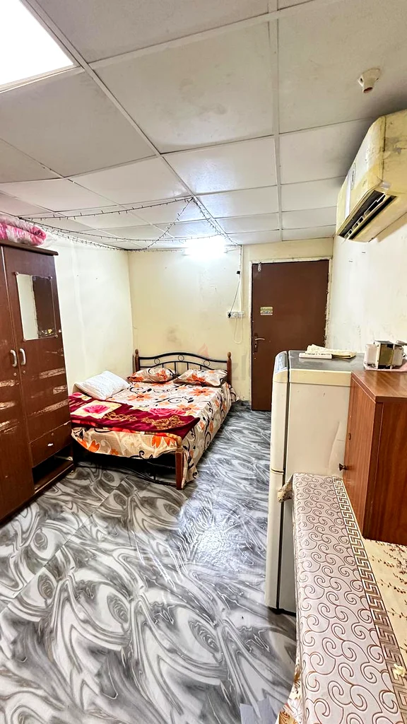 غرفة عائلية مفروشة مع مطبخ وحمام داخلي متضمنة الإنترنت وديوا64057140251521114