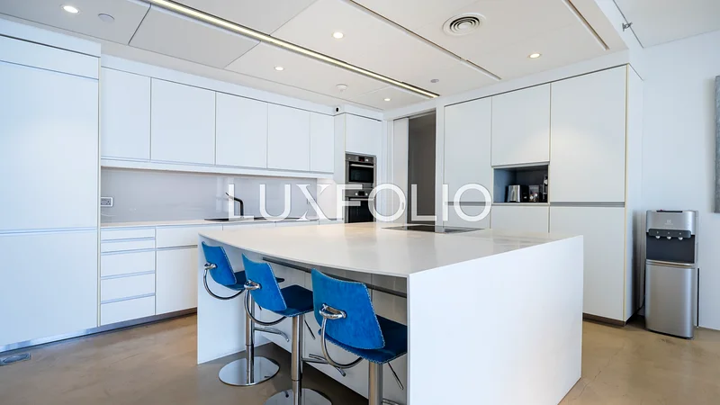 Full Sea Views | Large Layout | Fully Upgraded63937745556355111