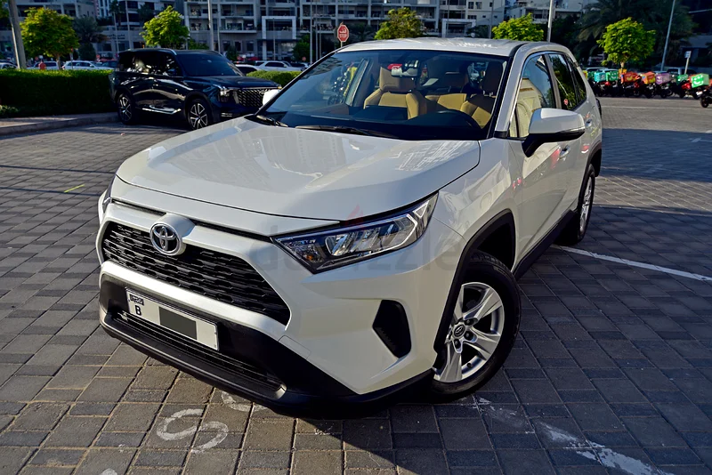 TOYOTA RAV4 2.5L // GCC // NO ACCIDENT // NO REPAINT // FULL SERVICE HISTORY63699051784194110