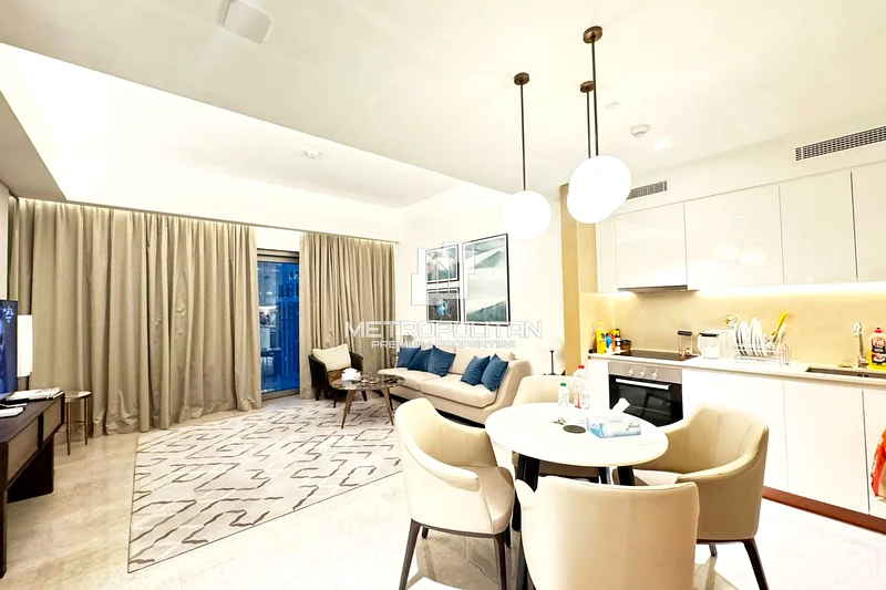 | Great View | Fully Furnished | Prime Location63761829862786111