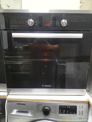 Bosch built in oven 60cm black look series 6