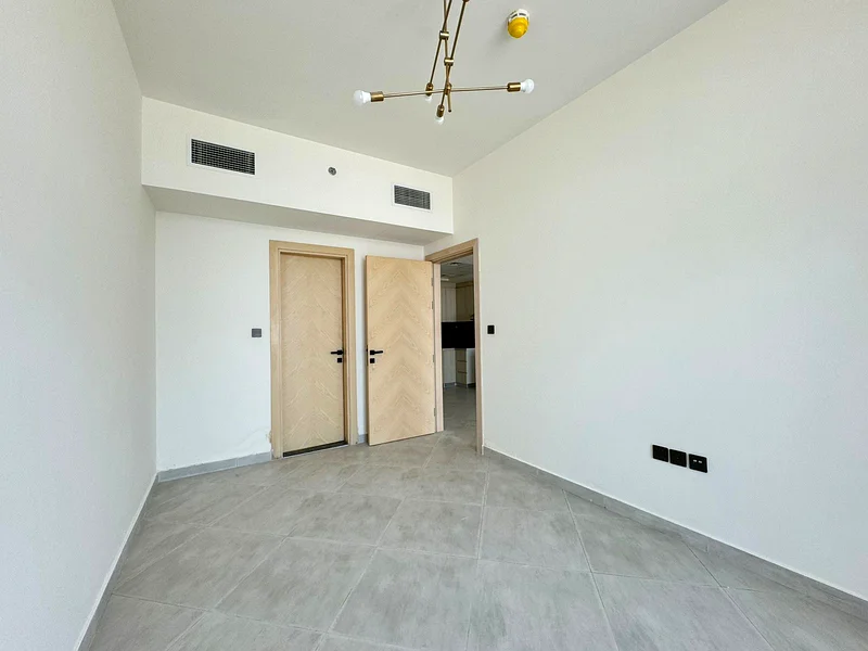 Spacious 1BHK for rent in Binghatti Avenue @AED 70K63740102443266110