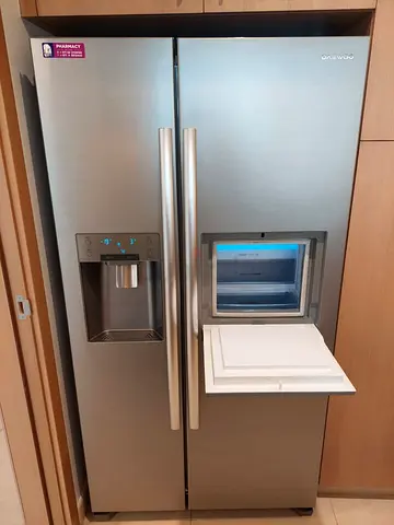 Daewo Side By Side Refrigerator With Water Dispenser Ice Maker