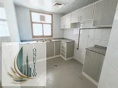 Offer price family building central ac and gass with balcony 2 bhk Rent 33k Nearby park