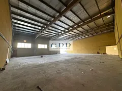 Industrial warehouse for rent DIC