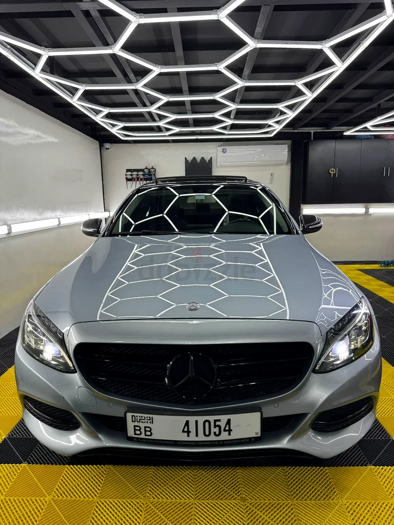 Mercedes-Benz C200 2015 | GCC Specs | Well Maintained |63700563163777110