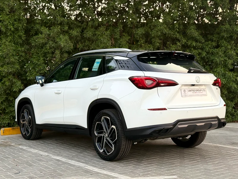 MG One LUX63699027037698114
