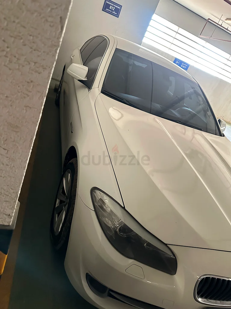 For sale BMW 535i 2013 model, Gulf specifications, condition excellent, no accidents previously63699048160001112