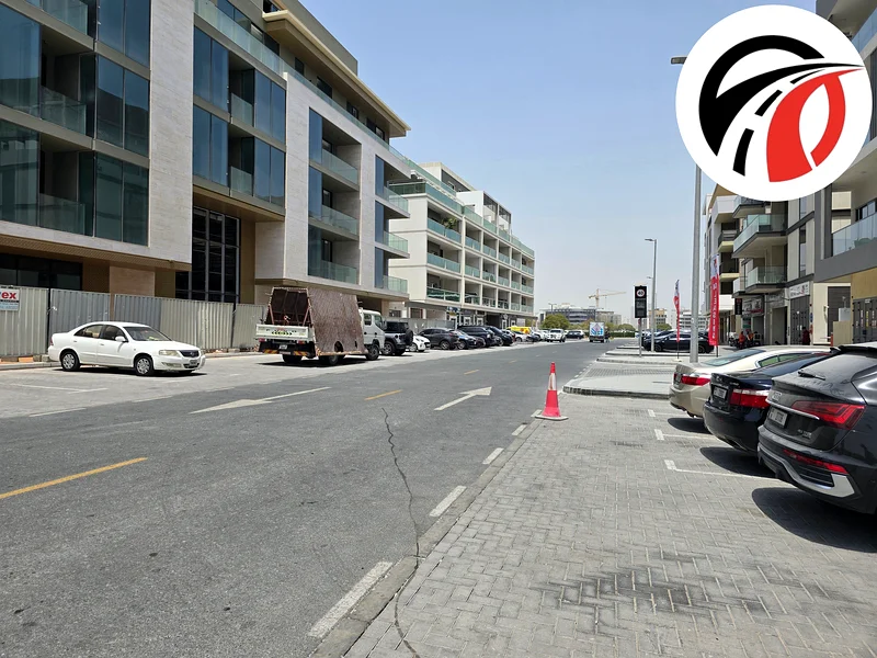Hot location/ best price shop for rnt / available for any type of business64065595966722110