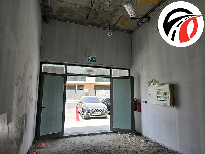 Hot location/ best price shop for rnt / available for any type of business64065595966722113