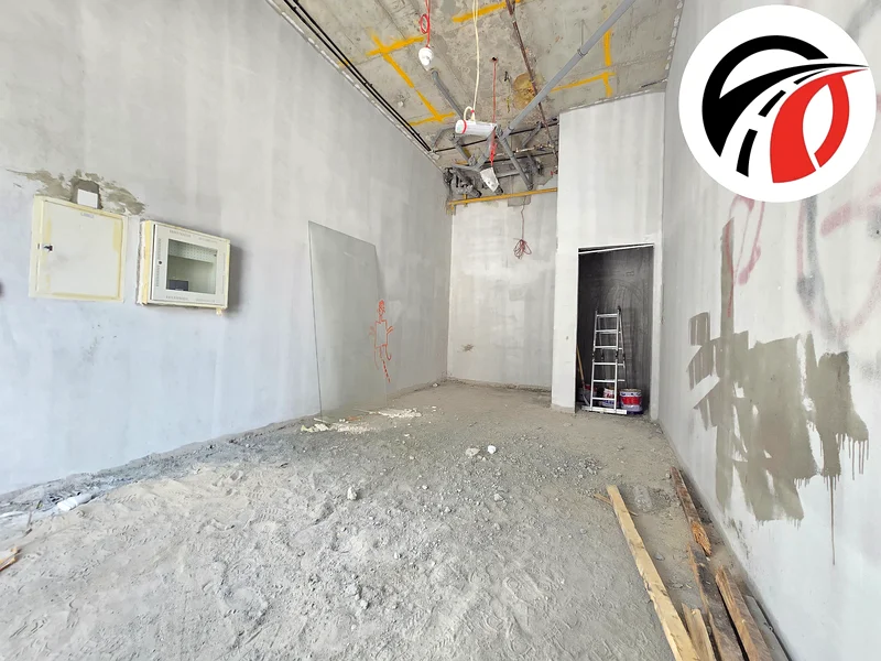 Hot location/ best price shop for rnt / available for any type of business64065595966722111