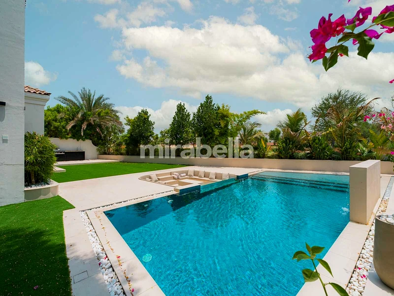 Exclusive | Fully Renovated | Golf Course View63926621874562111