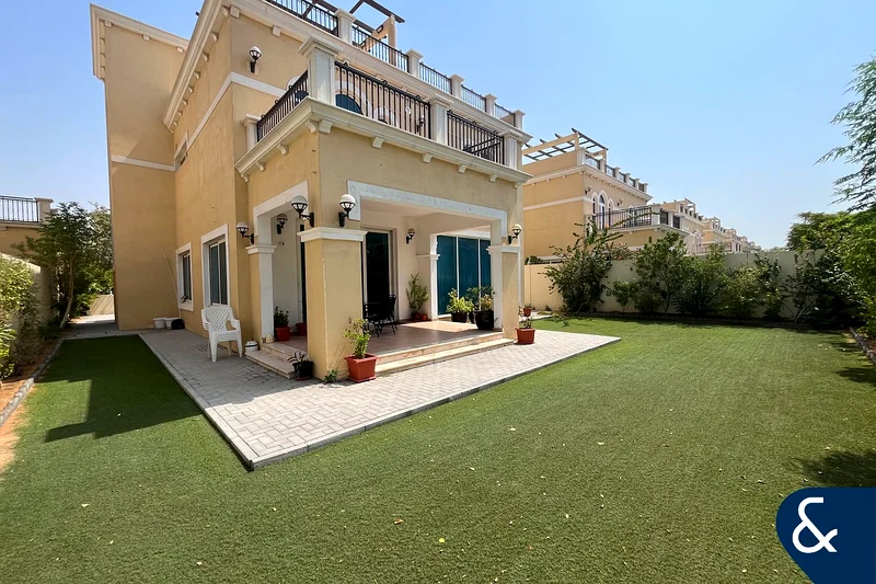 4 Bed Nova | Great Location | Skyline View63922287152387112