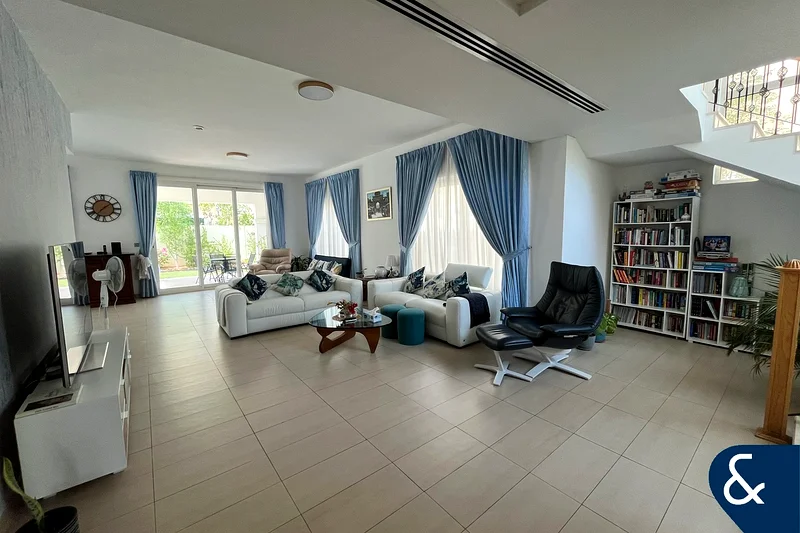 4 Bed Nova | Great Location | Skyline View63922287152387111
