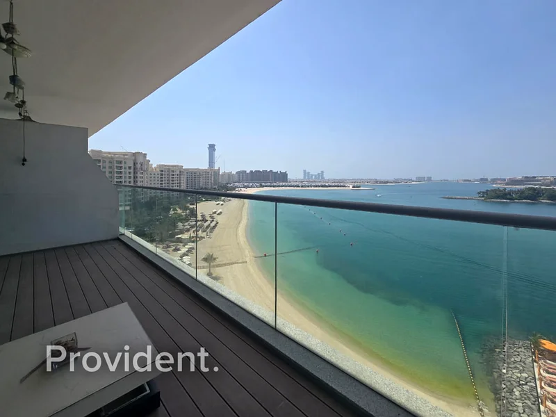 فاخرة | وصول إلى الشاطئ | تراس بإطلالة على البحر63752759066625110