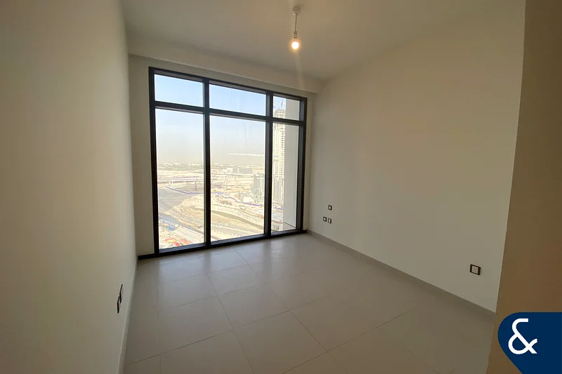 2 Bedroom | Corner Unit | Prime Location64025806594689112