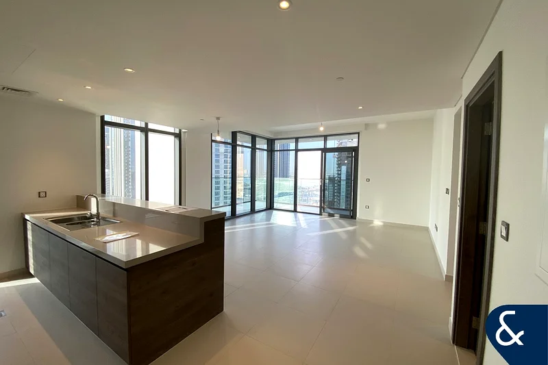 2 Bedroom | Corner Unit | Prime Location64025806594689111