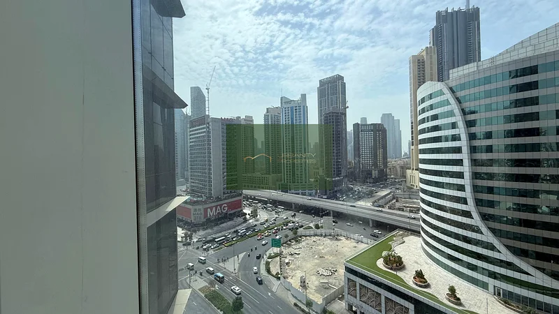 مساحة مكتبية مجهزة بالكامل في برج B2B – 145,000 درهم إماراتي سنويًا63815529602947111