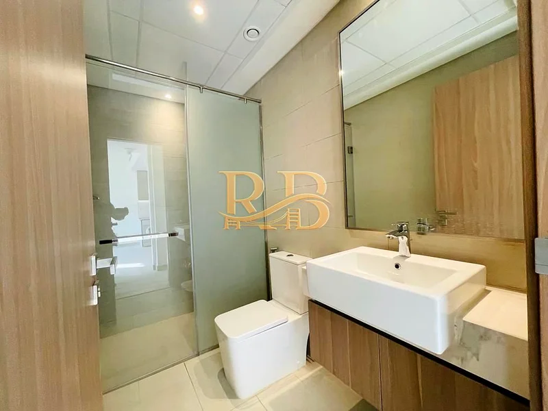 1BHK، غرفة نوم واحدة، للإيجار، جديدة بالكامل، عزيزي ريفييرا، منظر البوليفارد، واسعة، طابق عالي، غير مفروشة63802648023170114