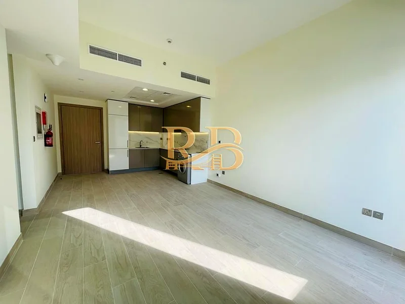 1BHK، غرفة نوم واحدة، للإيجار، جديدة بالكامل، عزيزي ريفييرا، منظر البوليفارد، واسعة، طابق عالي، غير مفروشة63802648023170113