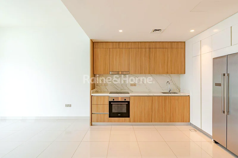 Stunning View | Waterfront | Beach Access | Vacant63733597036803114