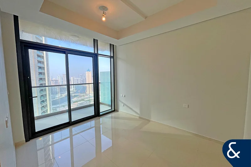High Floor | Canal & Stables View | Vacant63794667094017114