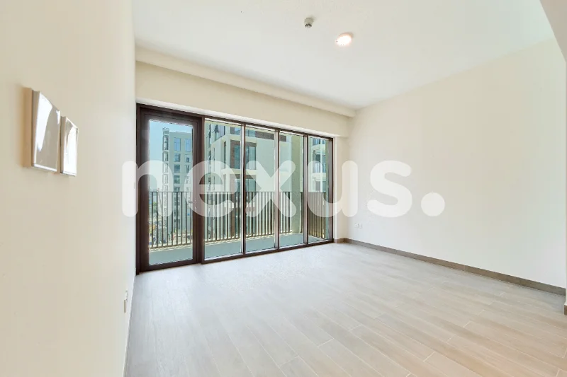 Mid Floor | Community View | NO AGENTS64025379484674111