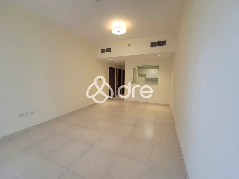 Vacant | Pool View | Mortgage accepted63997298180994111