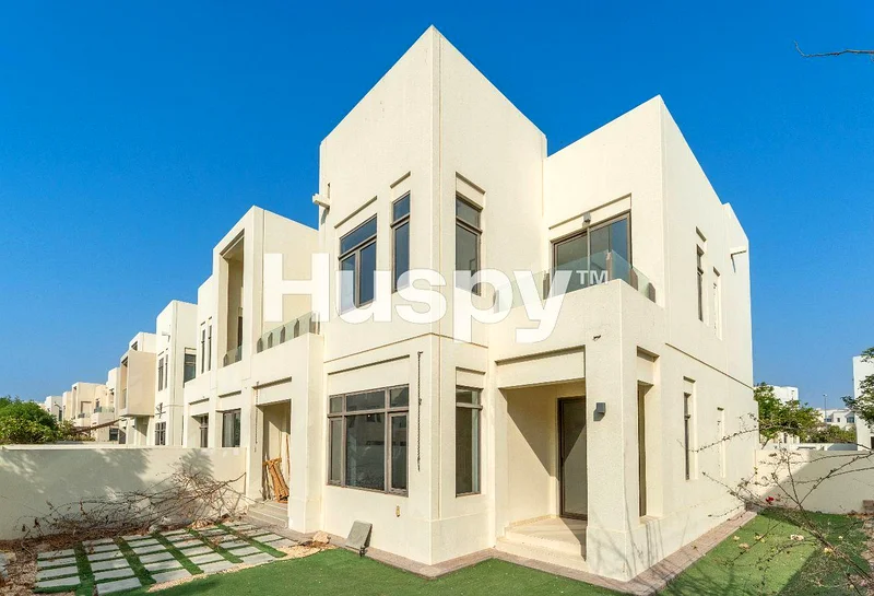 Large Plot | Upgraded | Vacant63919101577858110