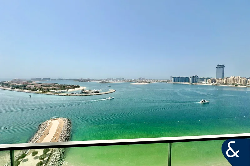 منظر على الواجهة المائية | وحدة ركنية | غرفة خادمة63733404369538110