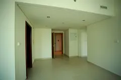 Ideal Investment / Vacant / Low Floor / Community View