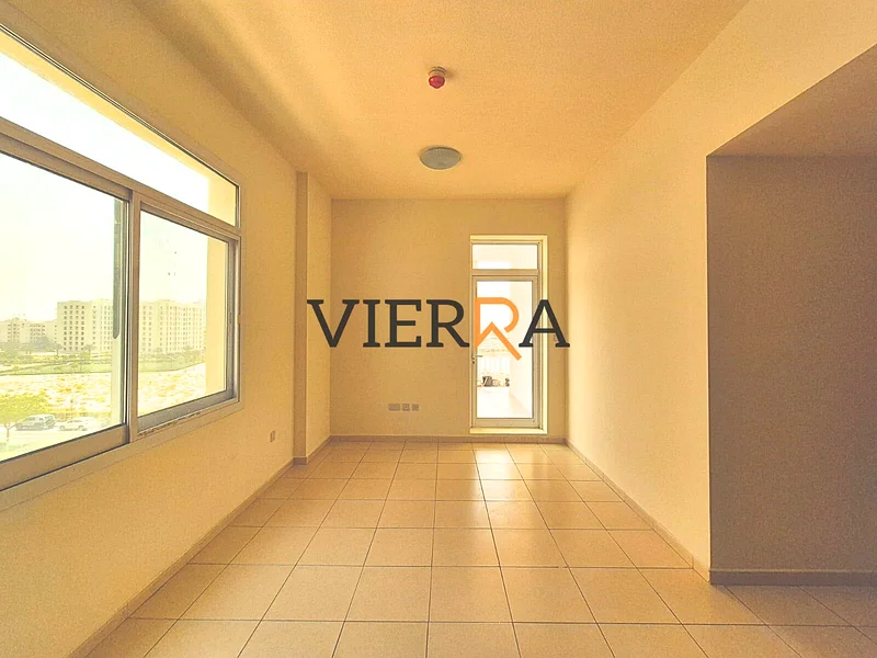Amazing layout l Ready to move l U shape balcony l Free hold63934142786817111