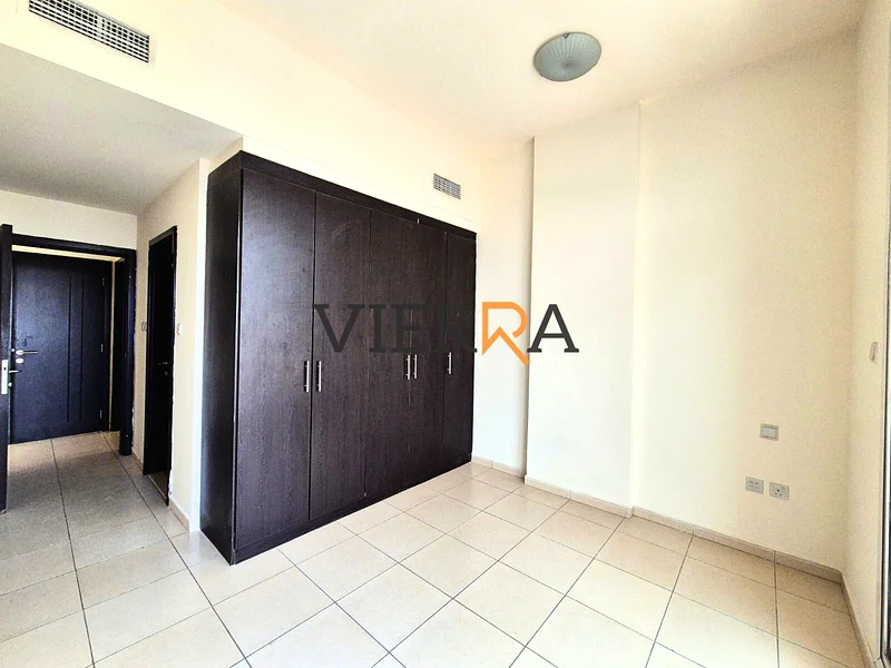 Amazing layout l Ready to move l U shape balcony l Free hold63934142786817114