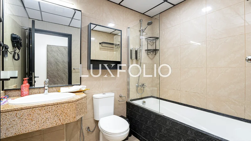 Upgraded | Sea Views | Vacant64038182997377112