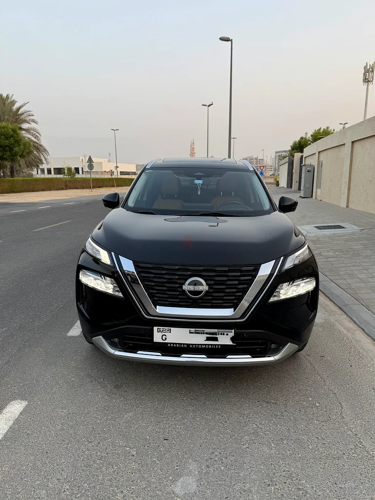 نيسان إكس تريل إس إل بخيارات كاملة - من وكالة الخليج من دبي - ما زالت تحت الضمان63699057455489110